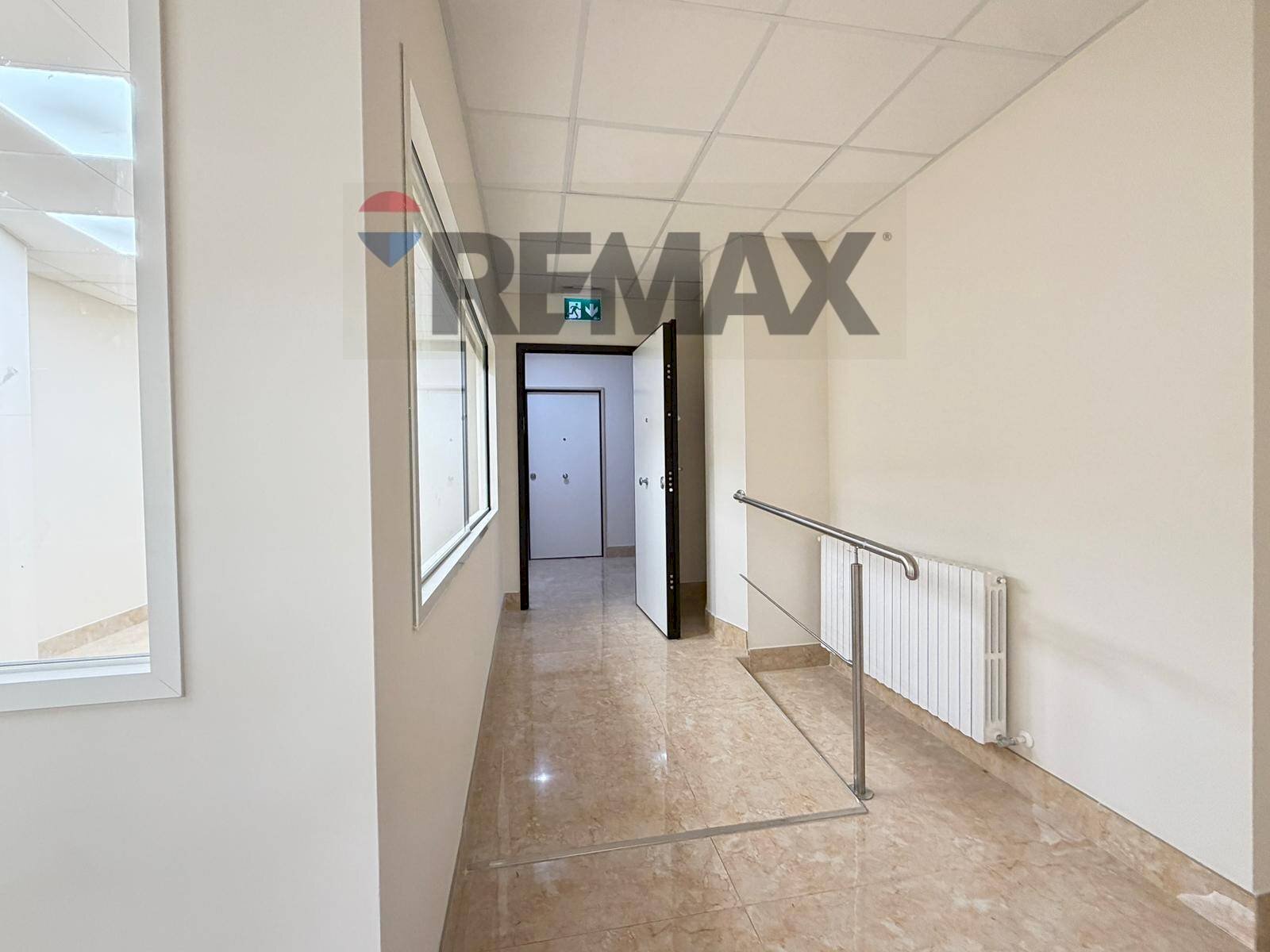 Hall / corridoio - Office VIA D'AMATO
9, Campobasso - photo 2