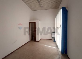 Stanza vuota - Commercial Premises via marconi
24, Campobasso - photo 3