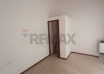 Stanza vuota - Commercial Premises via marconi
24, Campobasso - photo 9