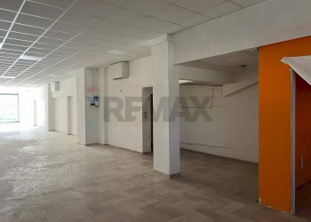 Parcheggio - Commercial Premises VIA IV NOVEMBRE
8, Campobasso - photo 4