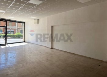 Stanza vuota - Commercial Premises VIA IV NOVEMBRE
8, Campobasso - photo 7
