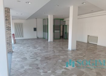 Negozio_1 - Ufficio Via Varesina
 
7, Mozzate - foto 4