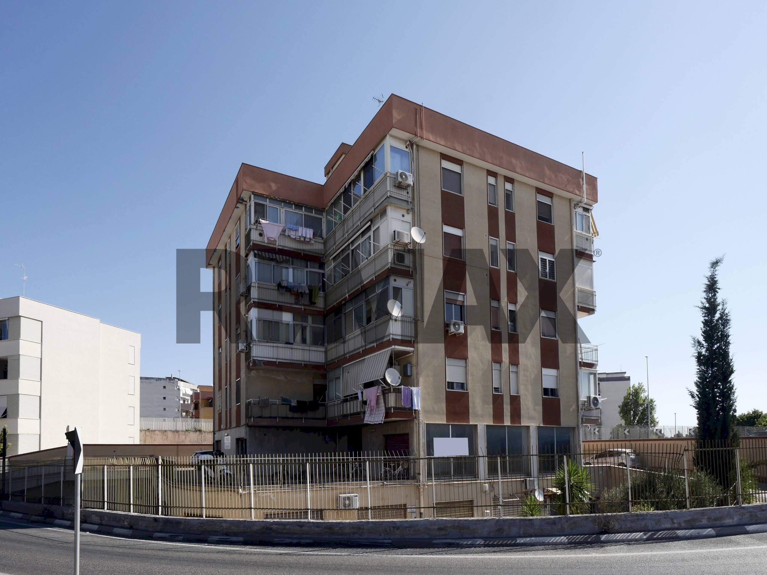 Edificio all\'aperto - Bilocale Via Risorgimento
8, Modugno - foto 2