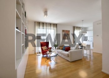 Sala da pranzo - Two-room apartment Strada Provinciale Modugno Carbonara
 
4/39, Bari - photo 3