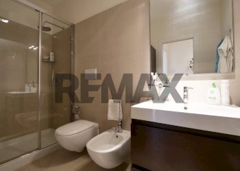 Bagno - Two-room apartment Strada Provinciale Modugno Carbonara
 
4/39, Bari - photo 10