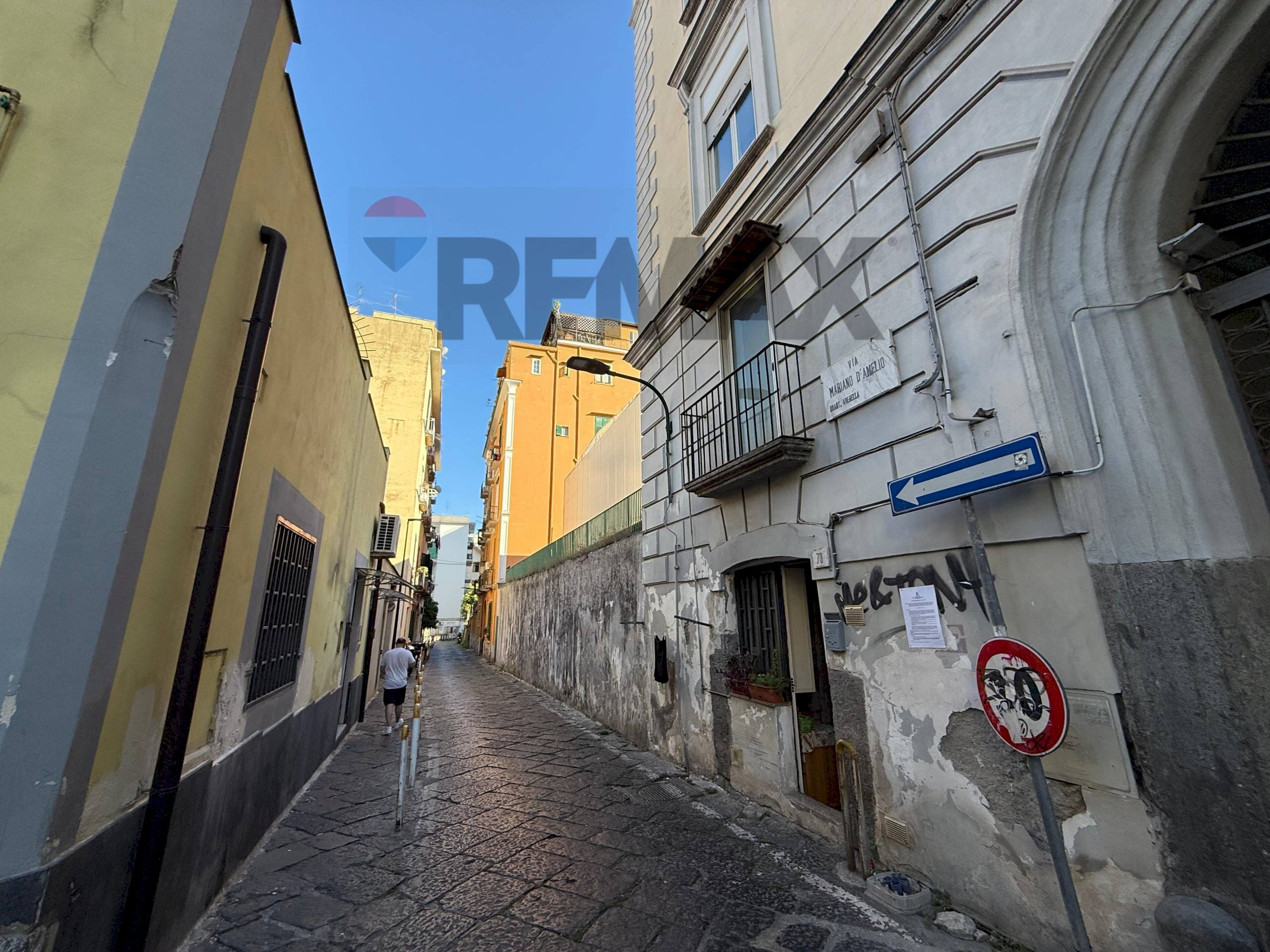 Edificio all\'aperto - Bilocale Via Mariano D'amelio
 
75, Napoli - foto 2