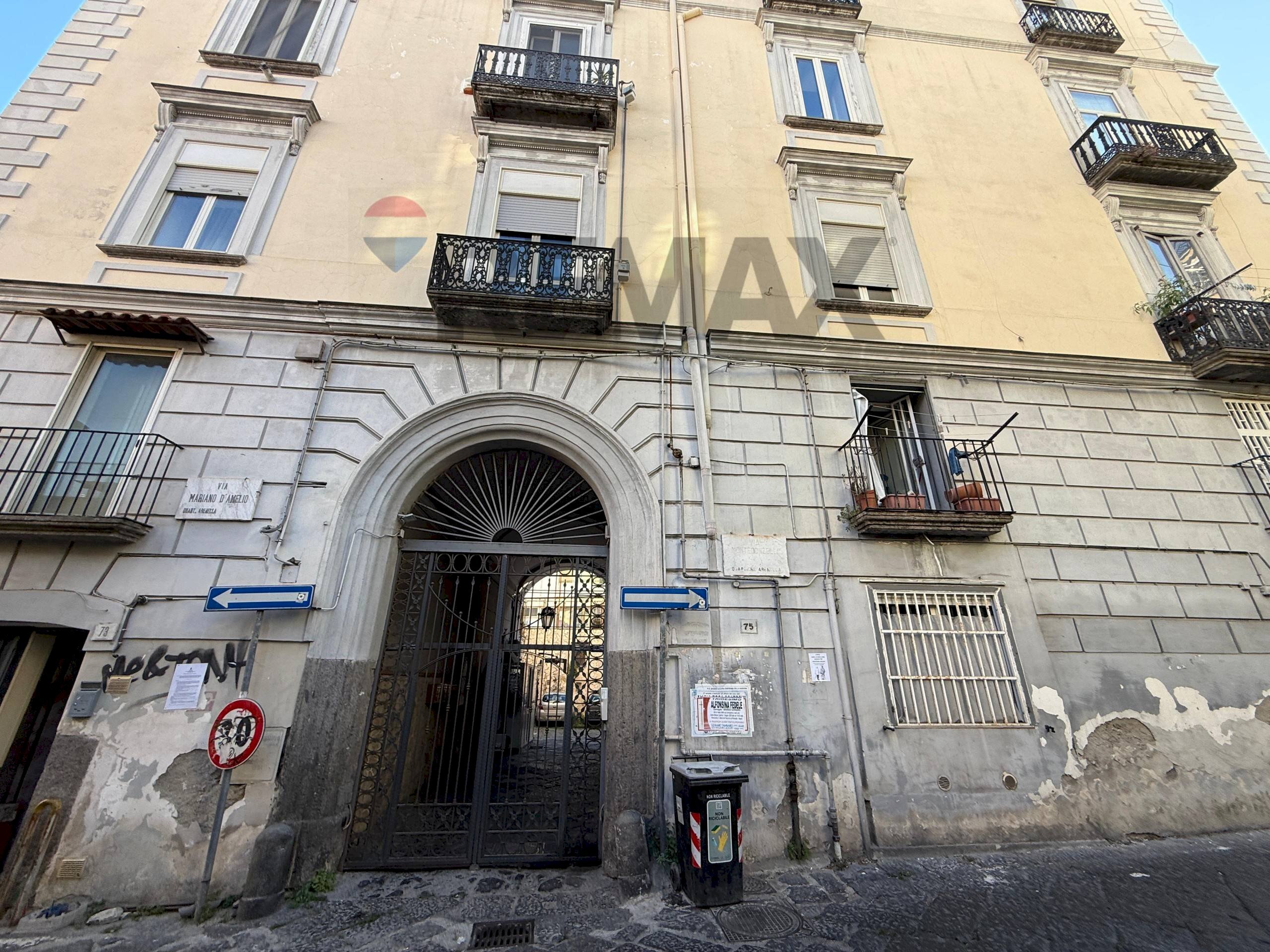 Edificio all\'aperto - Bilocale Via Mariano D'amelio
 
75, Napoli - foto 3