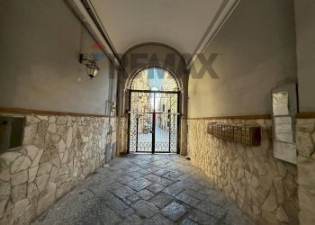 Ricezione / Lobby - Bilocale Via Mariano D'amelio
75, Napoli - foto 5