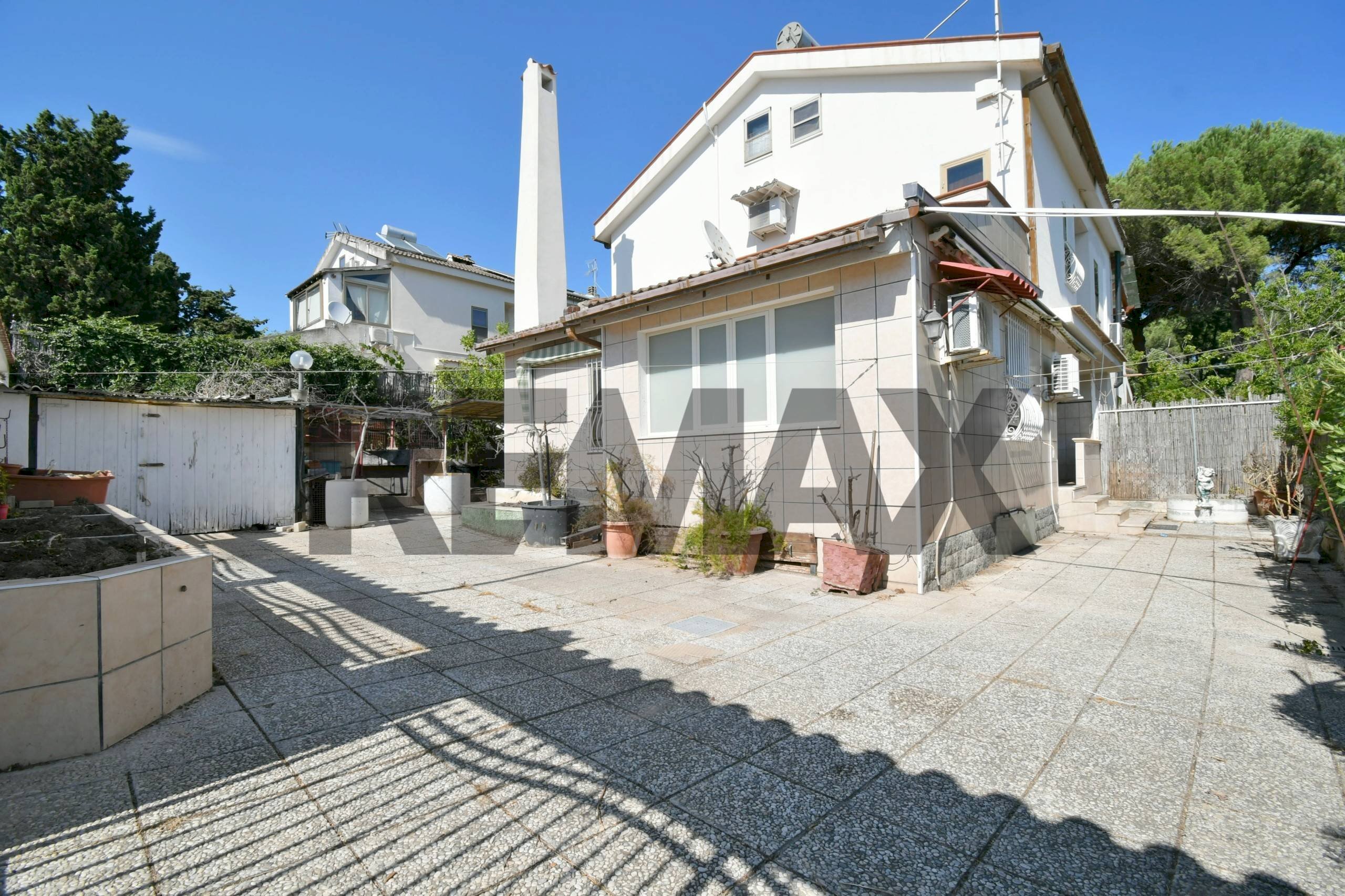 Casa all\'aperto - Casa semi indipendente VIA CORBEZZOLO
 
29, Quartu Sant'Elena - foto 1
