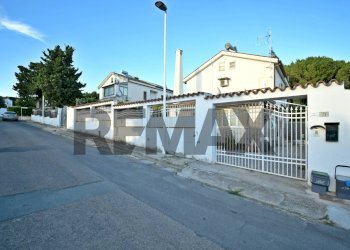 Casa all\'aperto - Casa semi indipendente VIA CORBEZZOLO
 
29, Quartu Sant'Elena - foto 34