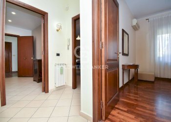 Foto 13 - Three-room apartment Via Vitaliano Brancati
15, Aci Castello - photo 13