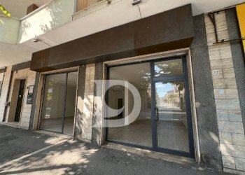 Foto 1 - Commercial Premises Viale Bovio
 
311, Pescara - photo 1
