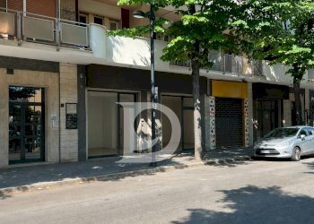 Foto 3 - Commercial Premises Viale Bovio
 
311, Pescara - photo 3