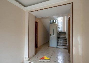 Interno palazzo - Quadrilocale via Giovanni Battista Bodoni, 34, Saluzzo - foto 10