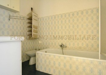 Bagno - Four-room apartment via Luigi Rizzo, hamlet San Massimo, Rapallo - photo 10