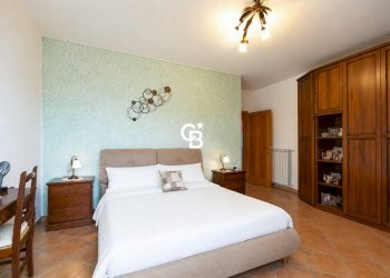 Foto 15 - Villa Strada Cassia Sud
 
121/B, Viterbo - photo 15
