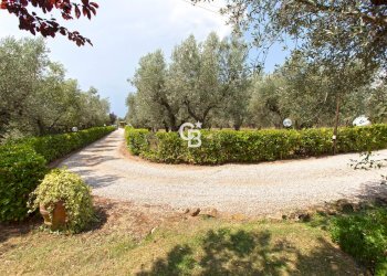 Foto 27 - Villa Strada Cassia Sud
 
121/B, Viterbo - photo 27