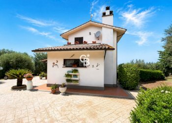 Foto 29 - Villa Strada Cassia Sud
 
121/B, Viterbo - photo 29
