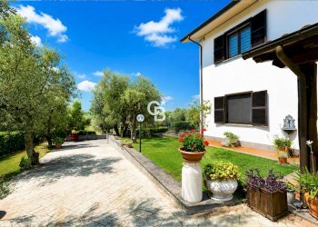 Foto 34 - Villa Strada Cassia Sud
 
121/B, Viterbo - photo 34