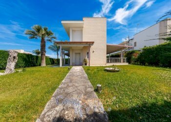 Giardino - Villa via Charles le Corbusier, Lecce - photo 1