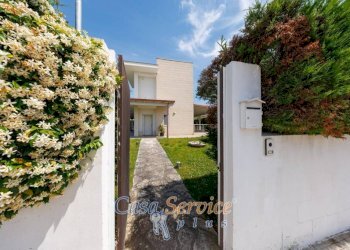 Giardino - Villa via Charles le Corbusier, Lecce - photo 7