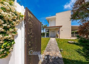 Giardino - Villa via Charles le Corbusier, Lecce - photo 8