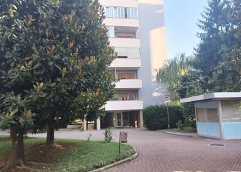 Foto 2 - Bilocale VIA LUIGI ENAUDI
 
4, Cologno Monzese - foto 2