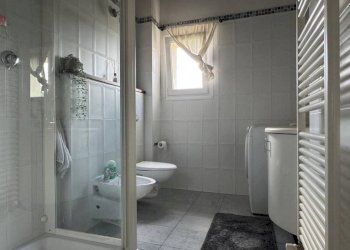 Bagno - Three-room apartment via delle Fonti, 13, Bologna (neighborhood Corticella) - photo 7
