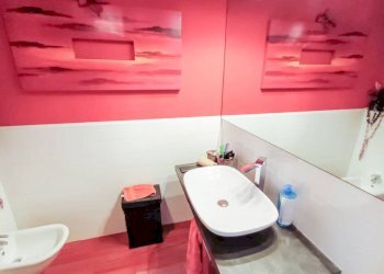 Bagno - Attic piazza San Martino, Bologna (neighborhood Centro Storico) - photo 5