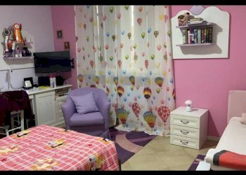 Camera da letto - Villa via Liguria, Corteolona e Genzone - photo 10