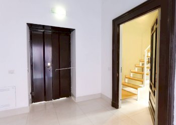 INGRESSO - Two-room apartment Via Mergellina
32, Napoli - photo 4