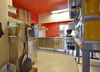 Cucina - Shop via della Rosa Bianca, 20, Mondovì - photo 6