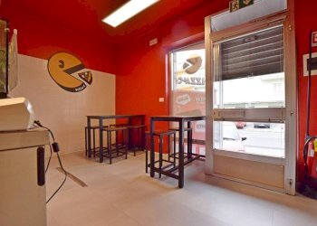 Ingresso - Shop via della Rosa Bianca, 20, Mondovì - photo 7