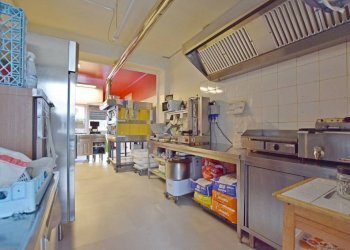 Cucina - Shop via della Rosa Bianca, 20, Mondovì - photo 12