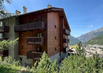 Facciata - Three-room apartment Rue Laydetré, Cogne - photo 3