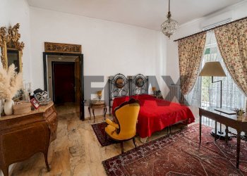 Camera / camera da letto - Non-buildable land Via Felice Migliori
19, Cosenza - photo 10