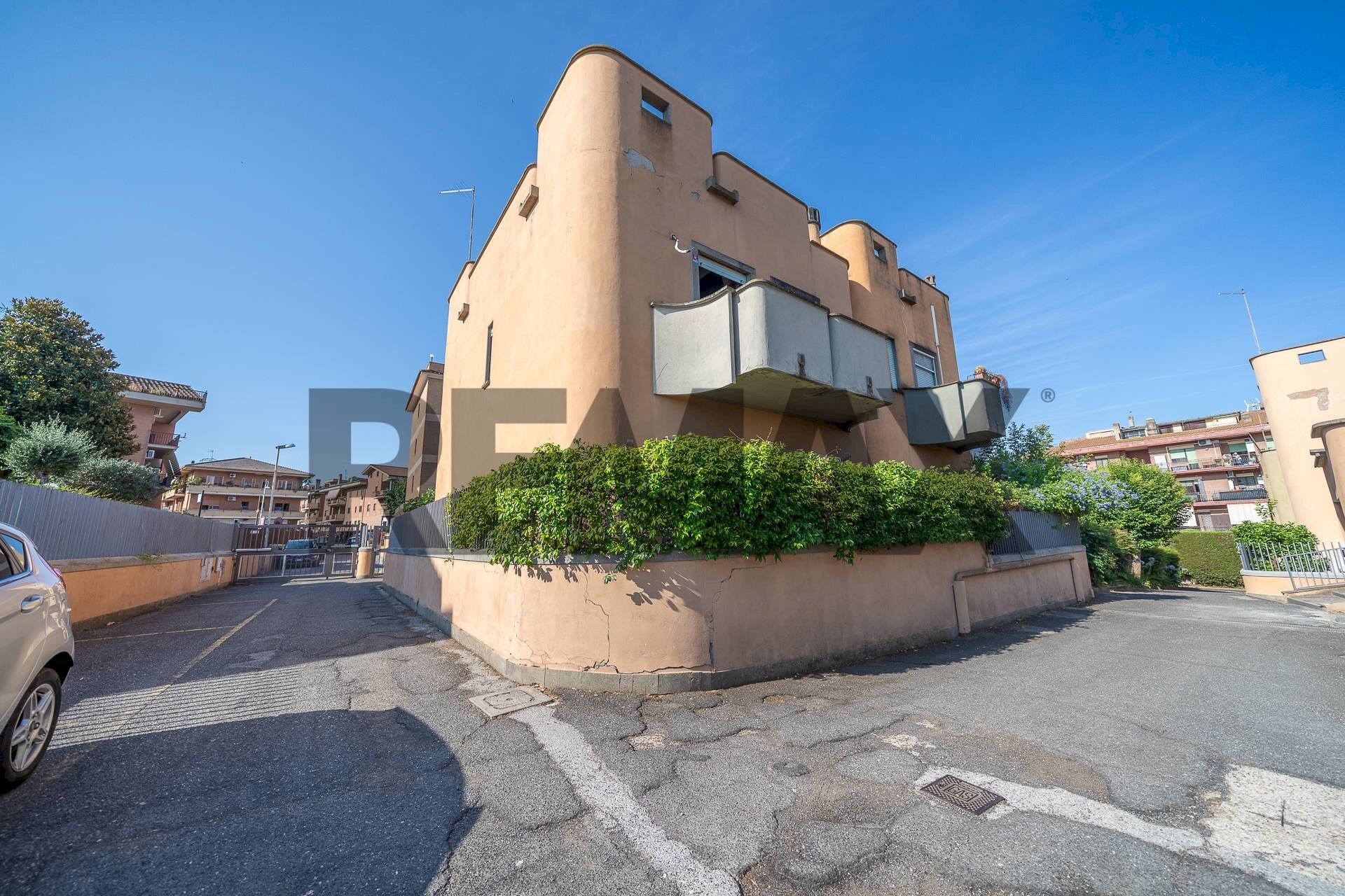 Edificio all\'aperto - Casa semi indipendente Viale Della Repubblica
44/A1, Marino - foto 3