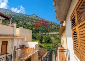 Viste - Casa indipendente via Torquato Tasso
10, Castellammare del Golfo - foto 10