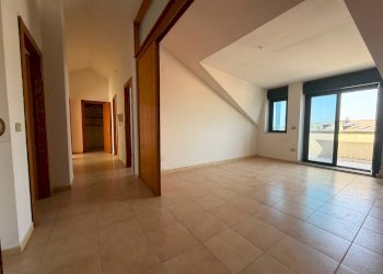 Foto 1 - Quadrilocale Via Enrico Fermi
 
20, San Nicola la Strada - foto 1