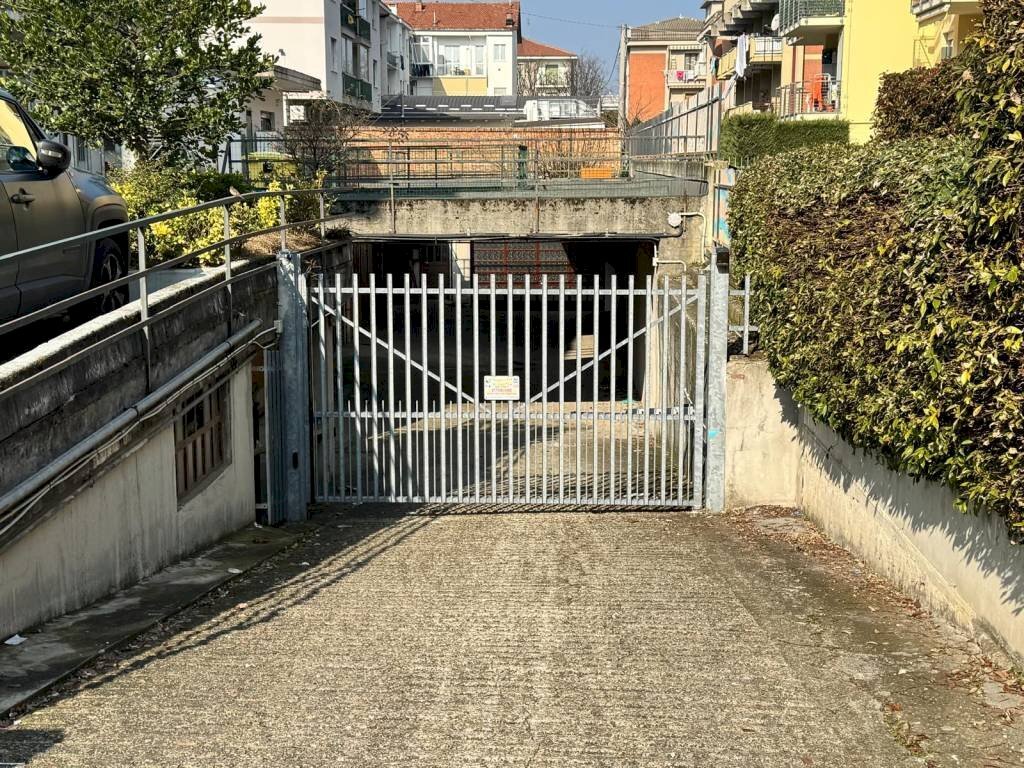 Box auto - Box via Augusto Rostagni, 10, Cuneo (neighborhood Donatello) - photo 3