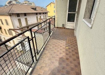 Balcone - Appartamento via Ignazio De Genova di Pettinengo, 6, Biella - foto 17