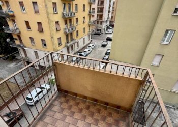 Balcone - Appartamento via Ignazio De Genova di Pettinengo, 6, Biella - foto 23
