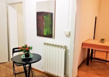 Ingresso - Quadrilocale via Giuseppe Petroni, 19, Bologna (zona San Vitale) - foto 2
