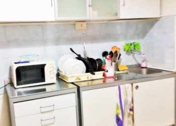 Cucina - Quadrilocale via Giuseppe Petroni, 19, Bologna (zona San Vitale) - foto 7