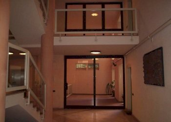 Interno palazzo - Three-room apartment vicolo Bianchetti, 4, Bologna (neighborhood Centro Storico) - photo 27