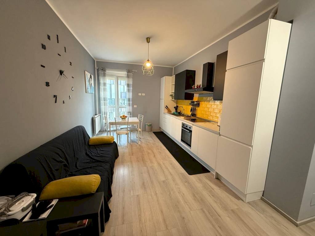 Salone - Two-room apartment via Bologna, 23, Torino (neighborhood Aurora) - photo 1