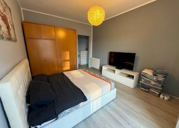 Camera da letto - Bilocale via Bologna, 23, Torino (zona Aurora) - foto 13