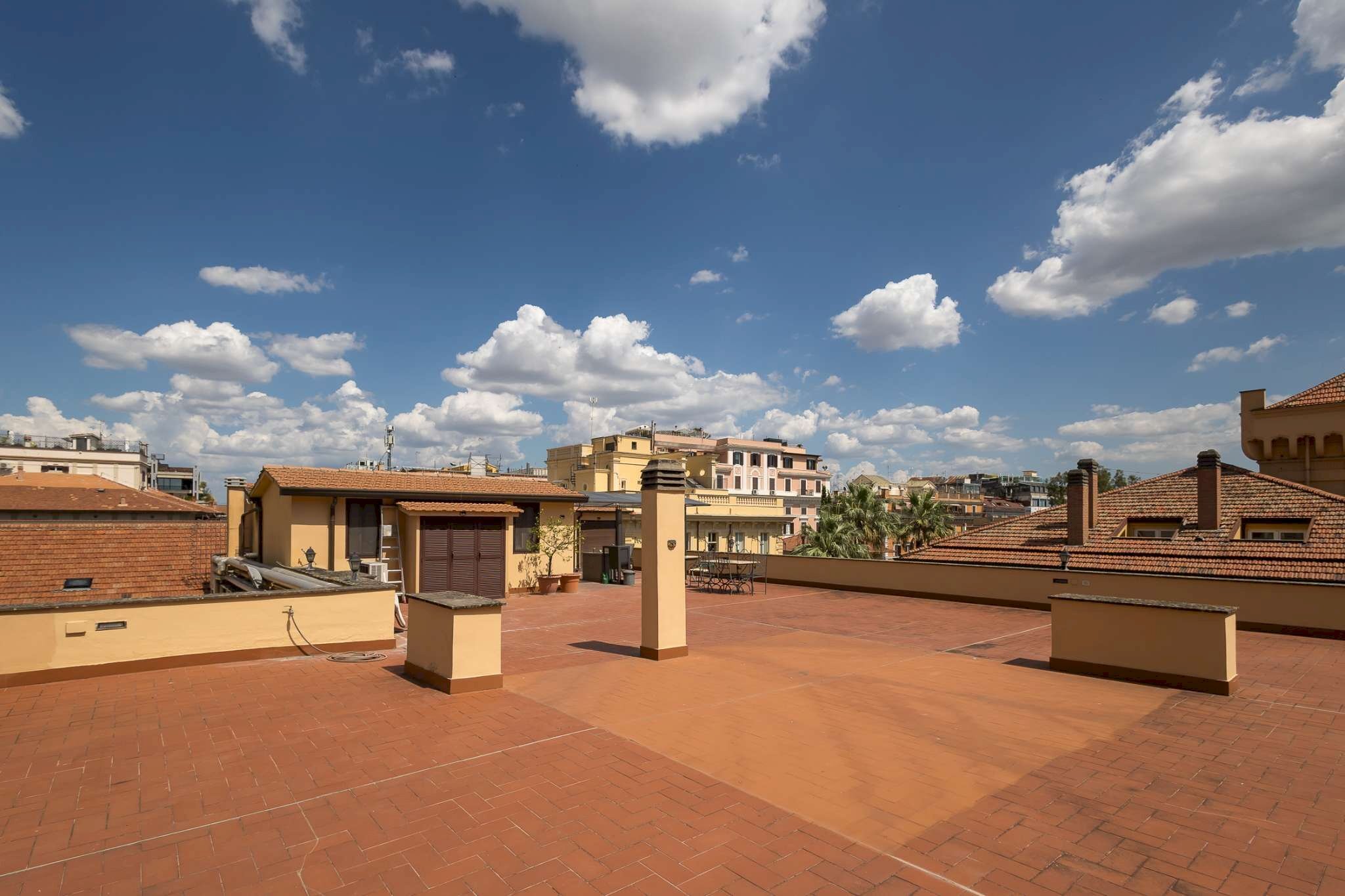 terrazza - Historic Palace via Emilia, Roma (neighborhood Centro Storico) - photo 2