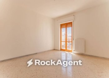 Cucina - Three-room apartment via Caprera, 14, Bitonto - photo 6