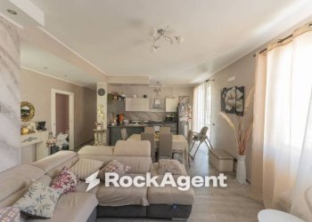 Salone - Four-room apartment via Massimo D'Azeglio, 9, Villabate - photo 2